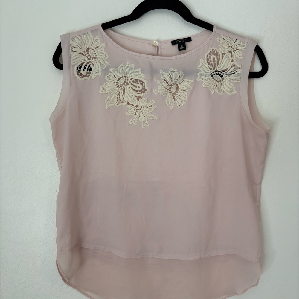 Ann Taylor Blush Pink Sleeveless Blouse with Cream Floral Detail